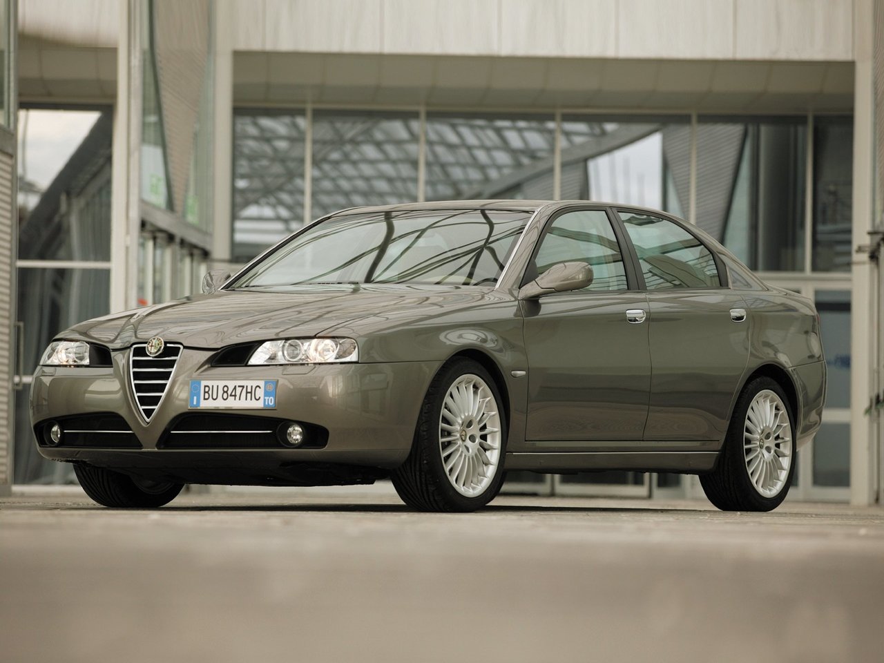 Alfa Romeo 166: купить, технические характеристики, отзывы и объявления