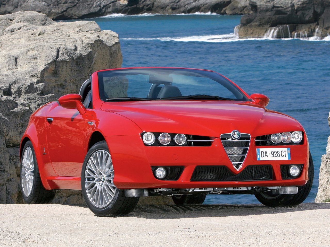 Alfa Romeo Spider: купить, технические характеристики, отзывы и объявления