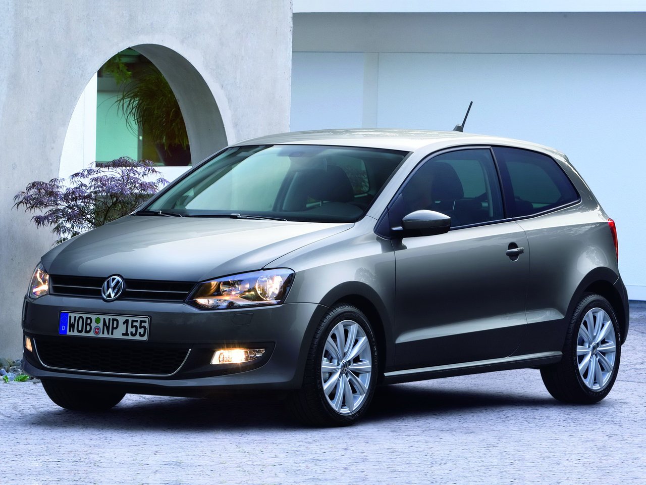 Volkswagen Polo, 2009 - 2015, V, хэтчбек 3 дв.: купить, технические характеристики, отзывы и объявления