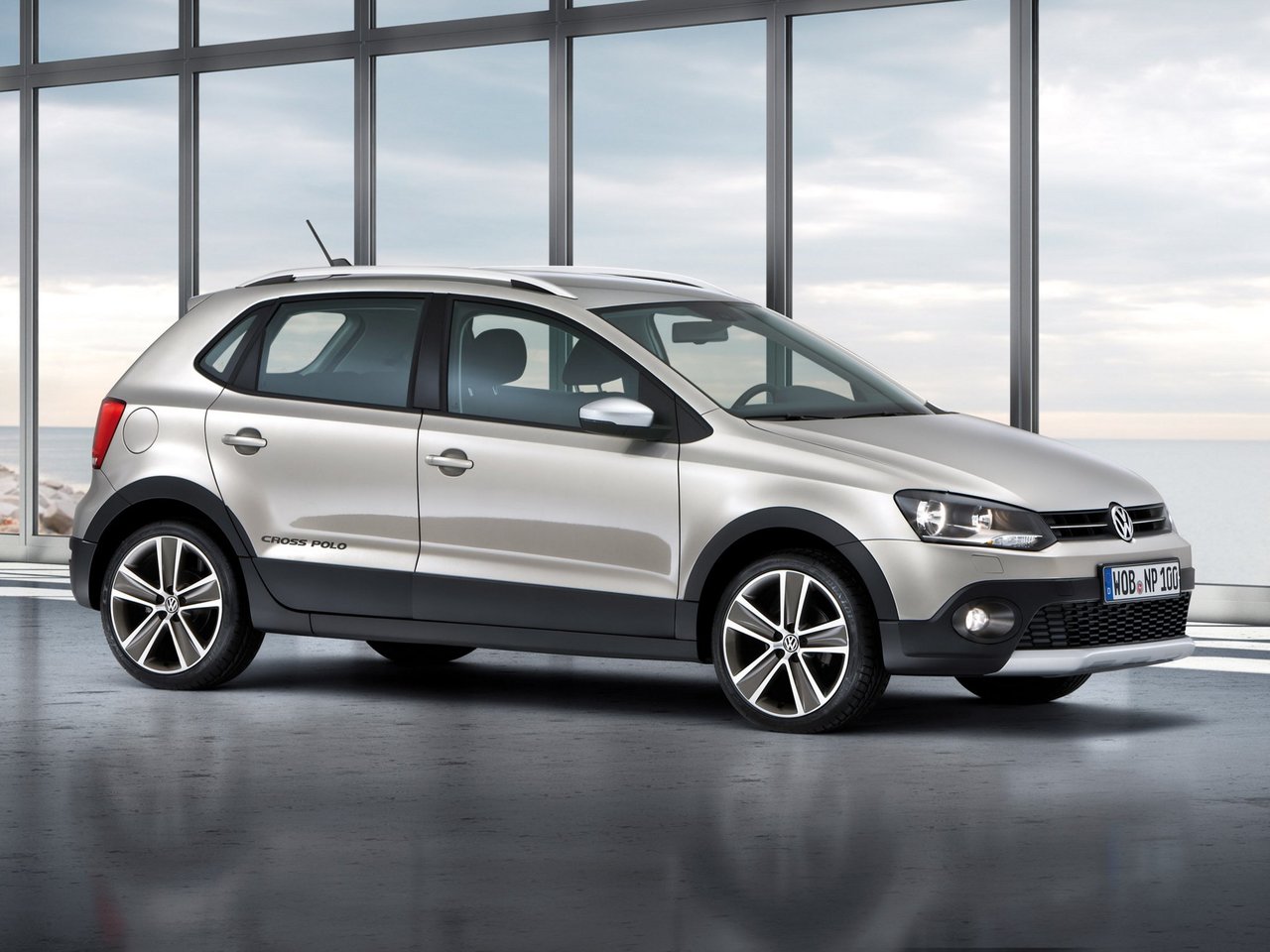 Volkswagen Polo, 2009 - 2015, V, хэтчбек 5 дв.: купить, технические характеристики, отзывы и объявления