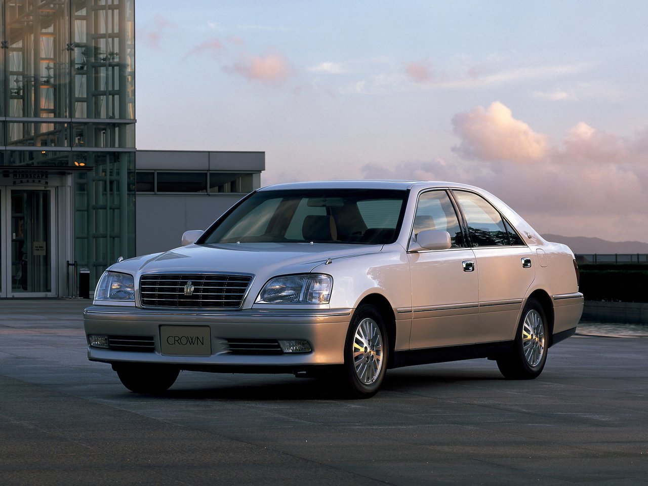 Toyota Crown, 1999 - 2007, XI (S170), седан: купить, технические характеристики, отзывы и объявления